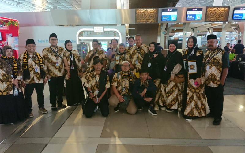 umroh premium surabaya